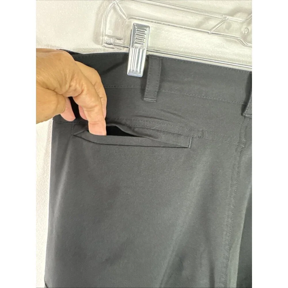PGA Tour Men's 36 Golf‎ Shorts 9